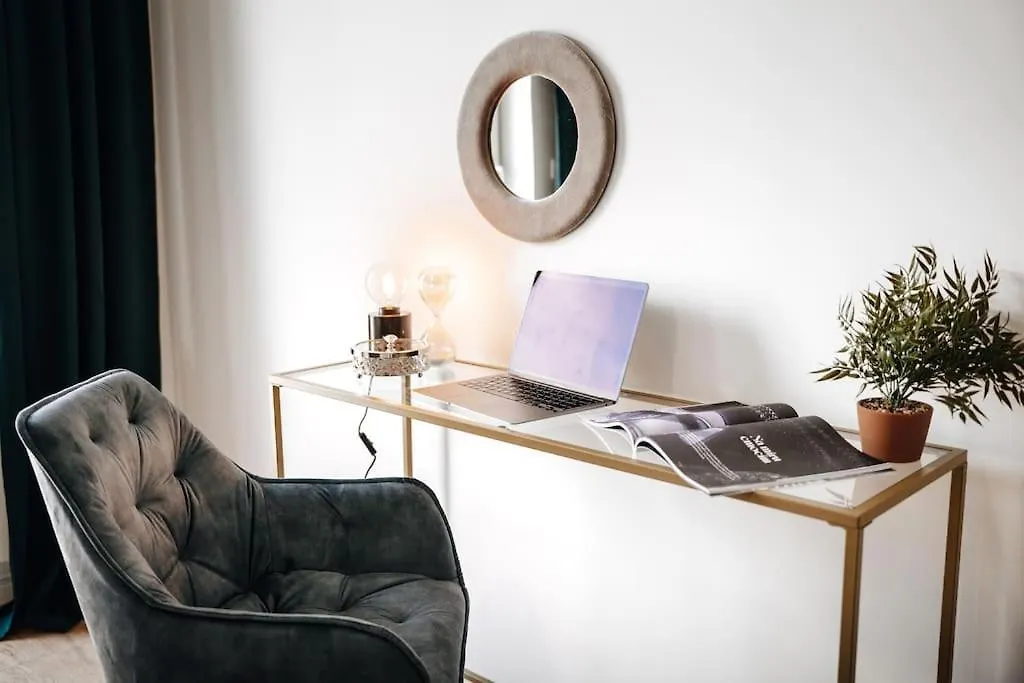 Cavallo Penthouse Xl Suite Terrace City Center Prague Appartement